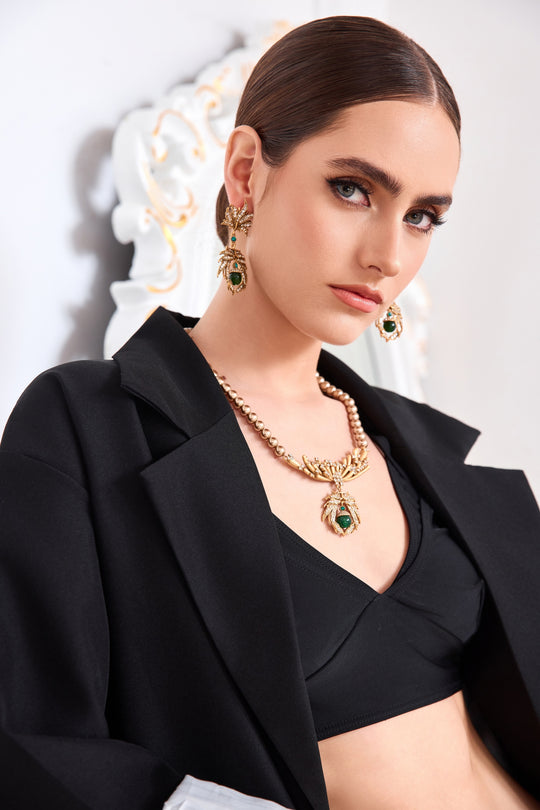 Vintage gold-plated pendant necklace