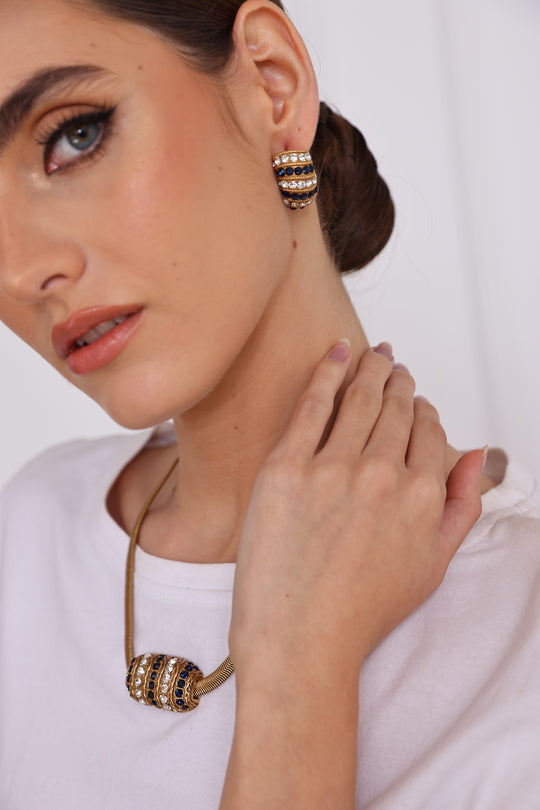 Classic rhinestone stud earrings