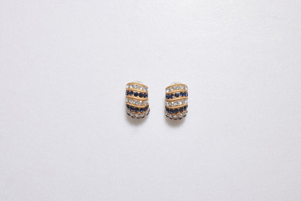 Classic rhinestone stud earrings